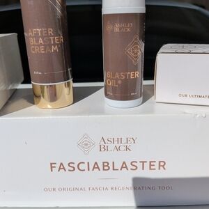 Ashley Black FasciaBlaster Skincare Tool - Brown